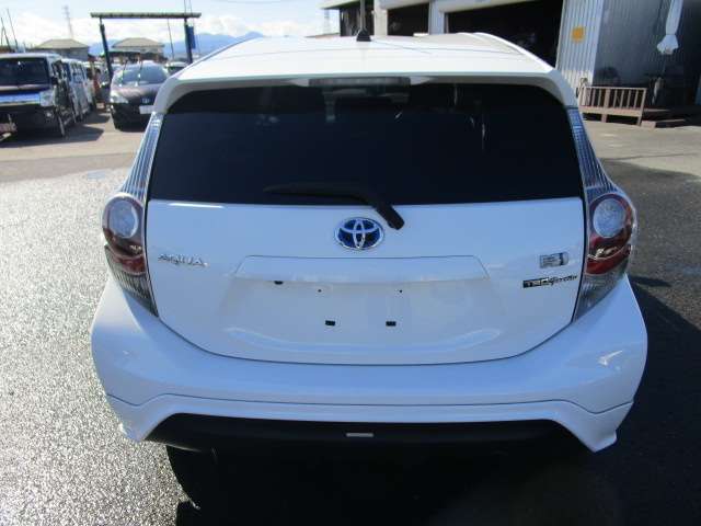 トヨタ アクア １．５ Ｓ H24年 (関東) 99