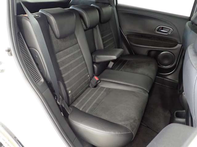 ホンダ ヴェゼル １．５ ハイブリッド ＲＳ ホンダセンシング H29年 (関東) 99