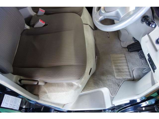 スズキ エブリイワゴン ６６０ ＪＰターボ ４ＷＤ H30年 () 99