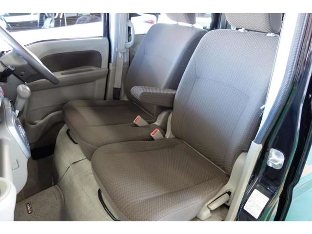 スズキ エブリイワゴン ６６０ ＪＰターボ ４ＷＤ H30年 () 99