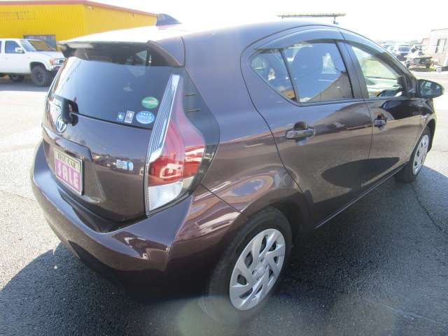 トヨタ アクア １．５ Ｓ H28年 (関東) 99