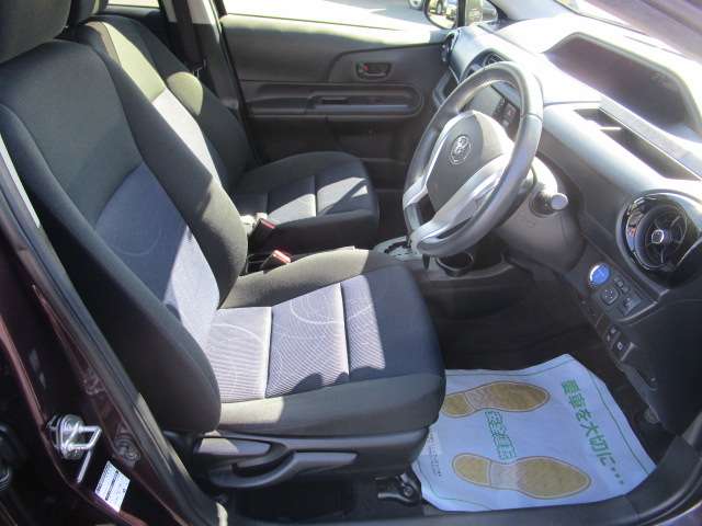 トヨタ アクア １．５ Ｓ H28年 (関東) 99