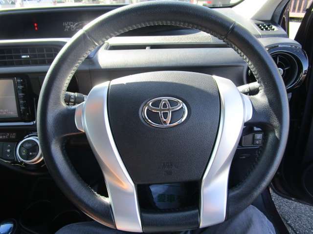 トヨタ アクア １．５ Ｓ H28年 (関東) 99