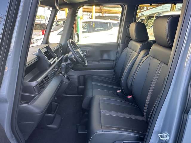 ホンダ Ｎ　ＢＯＸ カスタム ６６０ ターボ コーディネートスタイル モノトーン R7年 (東海) 99