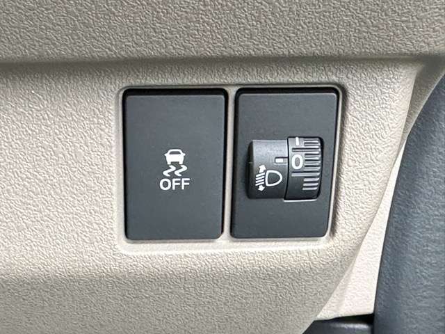 ホンダ Ｎ　ＢＯＸ ジョイ ６６０ ２トーン R7年 (東海) 99