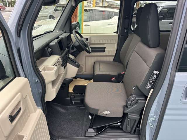 ホンダ Ｎ−ＶＡＮ　ｅ： ｅ：ファン R7年 (東海) 99