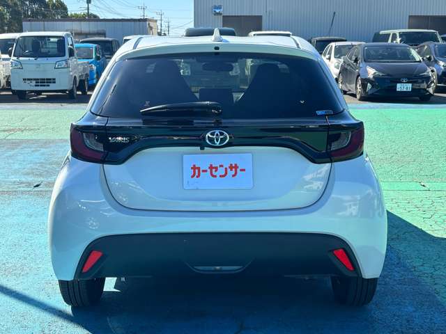 トヨタ ヤリス １．０ Ｘ R4年 (九州・沖縄) 99