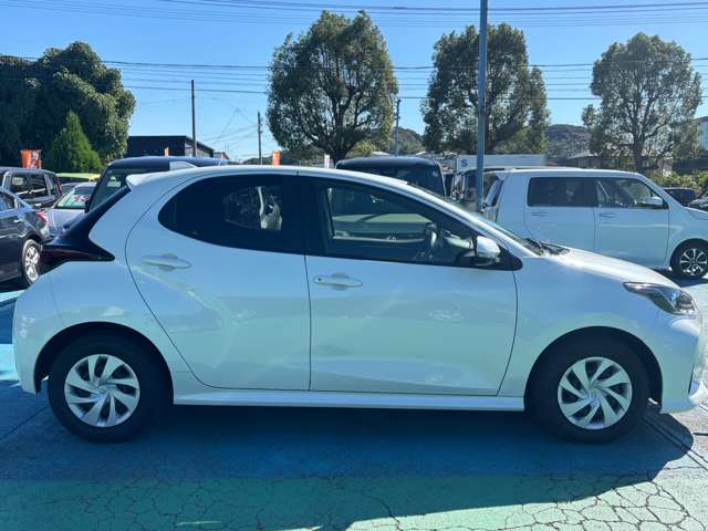 トヨタ ヤリス １．０ Ｘ R4年 (九州・沖縄) 99