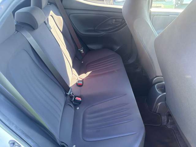 トヨタ ヤリス １．０ Ｘ R4年 (九州・沖縄) 99