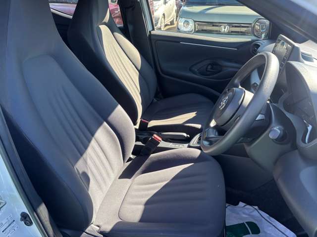 トヨタ ヤリス １．０ Ｘ R4年 (九州・沖縄) 99