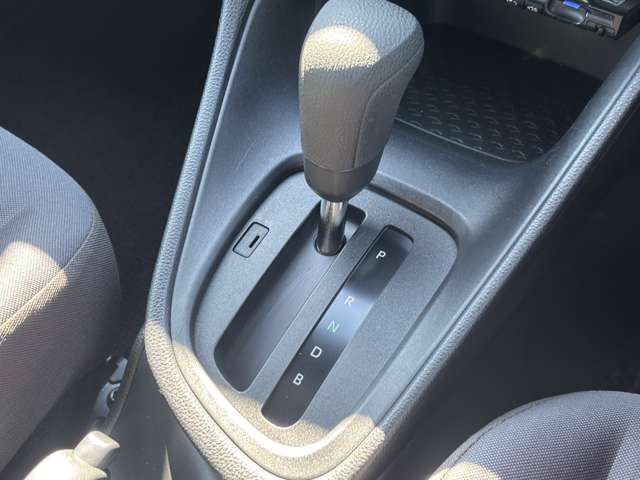 トヨタ ヤリス １．０ Ｘ R4年 (九州・沖縄) 99