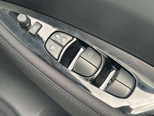 日産 リーフ Ｘ R6年 (東海) 99