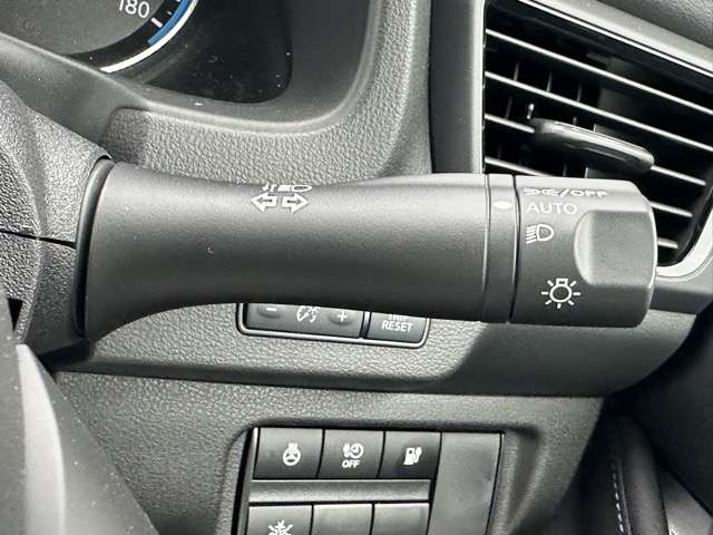 日産 リーフ Ｘ R6年 (東海) 99