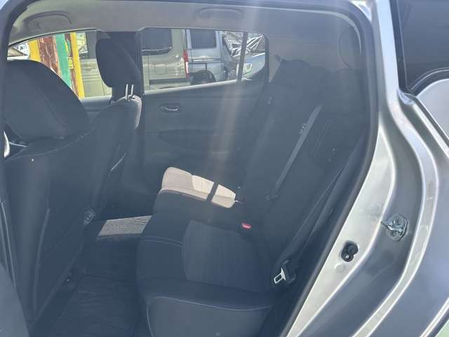 日産 リーフ Ｘ R2年 (東海) 99