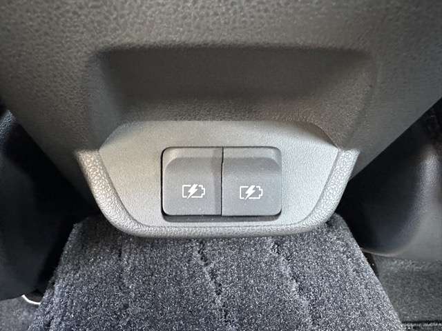 日産 リーフ Ｘ R2年 (東海) 99