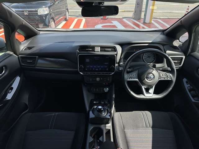 日産 リーフ Ｘ R2年 (東海) 99