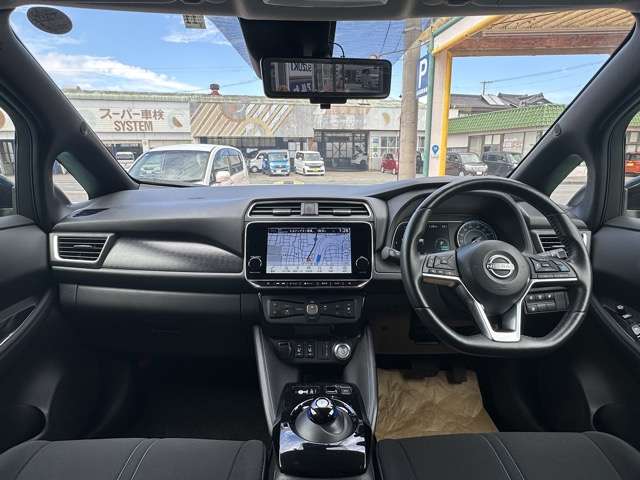 日産 リーフ アーバンクロム R3年 (東海) 99