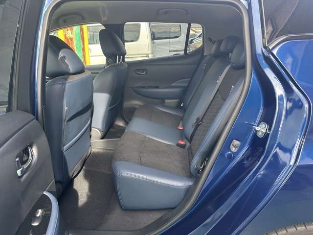 日産 リーフ ＡＵＴＥＣＨ R3年 (東海) 99