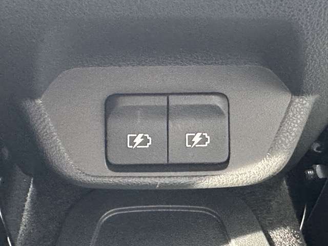 日産 リーフ ＡＵＴＥＣＨ R3年 (東海) 99