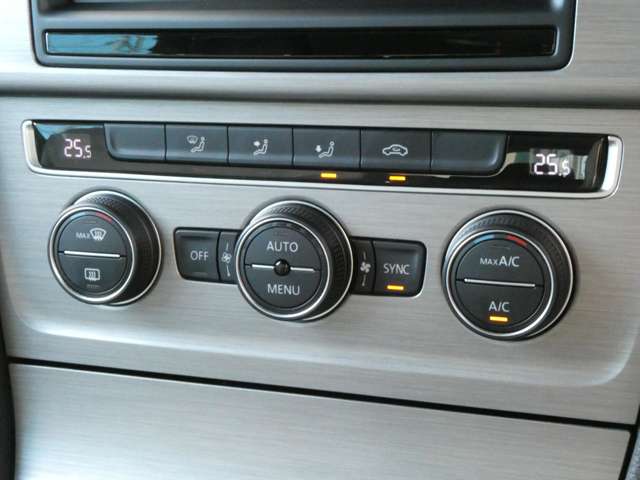 フォルクスワーゲン ゴルフ ＴＳＩ　コンフォートライン H27年 (関東) 99