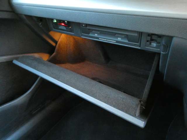 フォルクスワーゲン ゴルフ ＴＳＩ　コンフォートライン H27年 (関東) 99