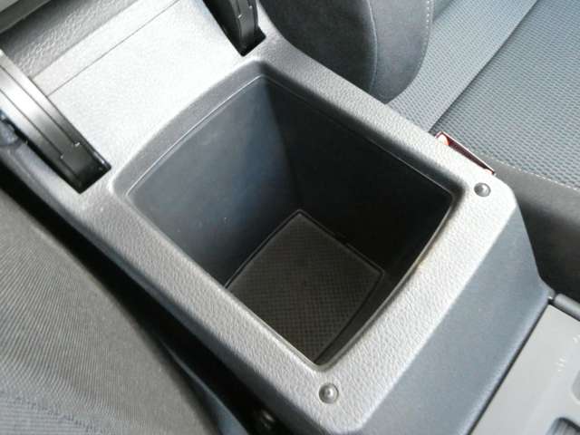 フォルクスワーゲン ゴルフ ＴＳＩ　コンフォートライン H27年 (関東) 99