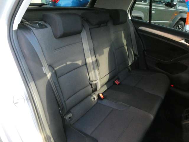 フォルクスワーゲン ゴルフ ＴＳＩ　コンフォートライン H27年 (関東) 99