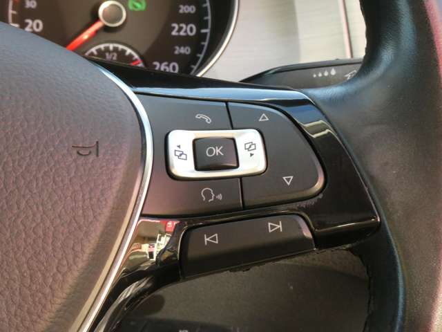 フォルクスワーゲン ゴルフ ＴＳＩ　コンフォートライン H27年 (関東) 99