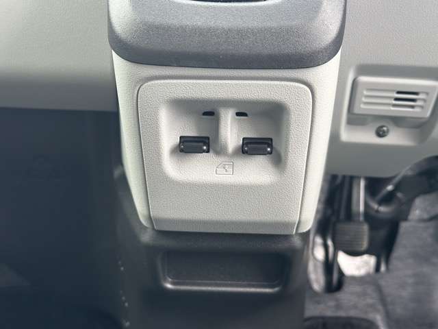 ホンダ Ｎ−ＶＡＮ　ｅ： ｅ：Ｌ４ R6年 (東海) 99