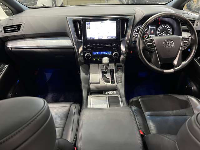 トヨタ アルファード ３．５ エグゼクティブ ラウンジ Ｓ H30年 (関東) 99