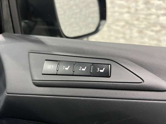 トヨタ アルファード ３．５ エグゼクティブ ラウンジ Ｓ H30年 (関東) 99