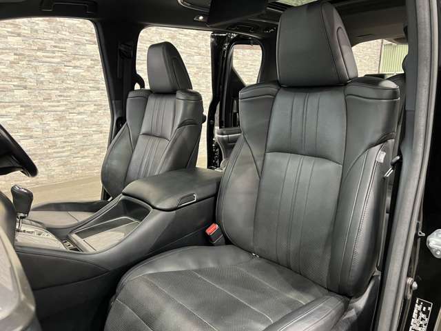 トヨタ アルファード ３．５ エグゼクティブ ラウンジ Ｓ H30年 (関東) 99