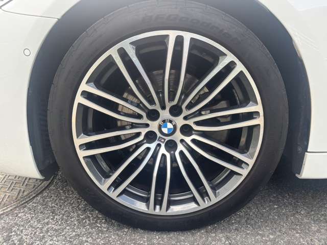 ＢＭＷ ５シリーズ ５２３Ｄ Ｍスポーツ ディーゼルターボ R1年 (東北) 99