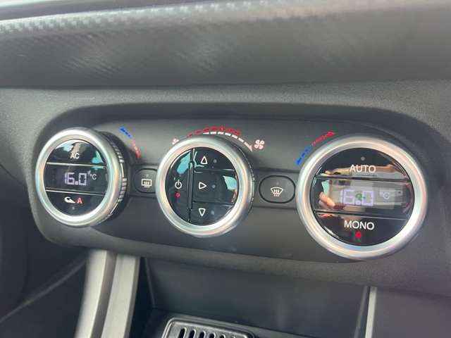 アルファロメオ ジュリエッタ ヴェローチェ　１７５０　ＴＢＩ R1年 (東北) 99