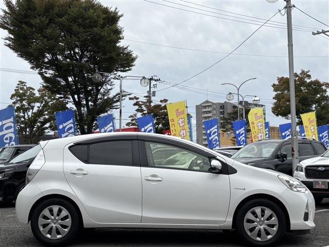 トヨタ アクア １．５ Ｓ H26年 (東北) 99