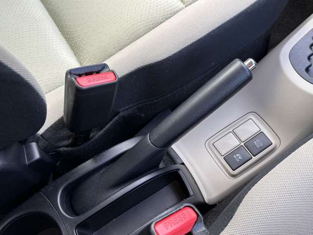 トヨタ アクア １．５ Ｓ H26年 (東北) 99