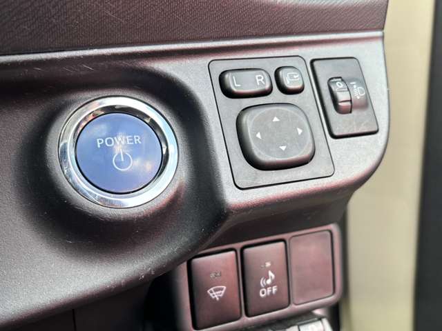 トヨタ アクア １．５ Ｓ H26年 (東北) 99