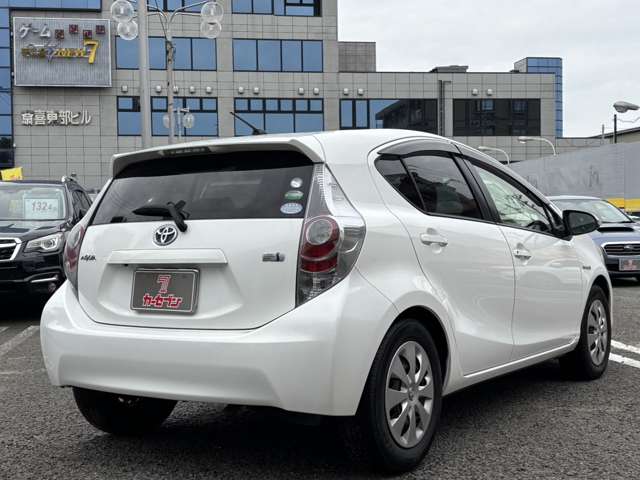 トヨタ アクア １．５ Ｓ H26年 (東北) 99
