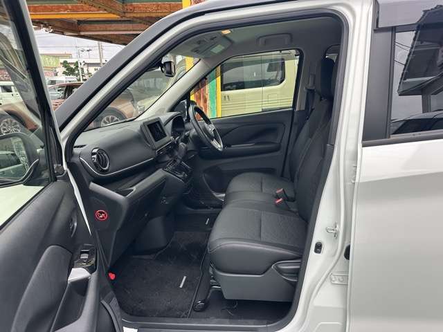 日産 デイズ ６６０ ハイウェイスターＧターボ アーバンクロム R6年 (東海) 99