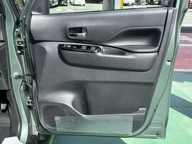 三菱 デリカ　ミニ ６６０ Ｇ プレミアム ４ＷＤ R6年 (東海) 99