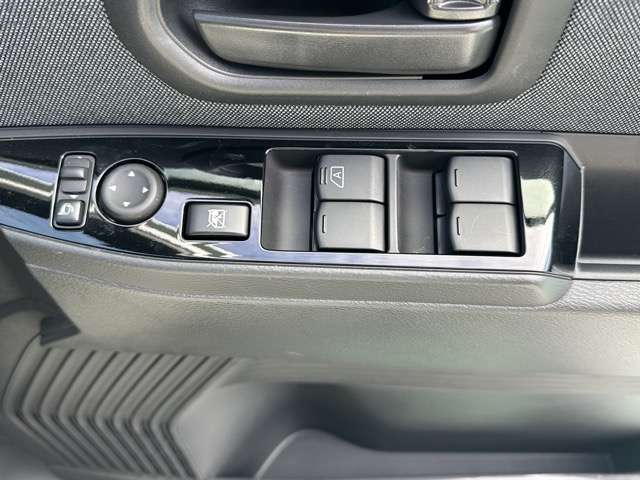 日産 サクラ Ｘ R6年 (東海) 99