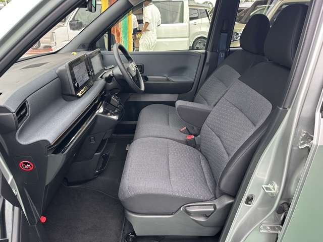 日産 サクラ Ｘ R4年 (東海) 99