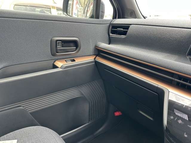 日産 サクラ Ｘ R5年 (東海) 99