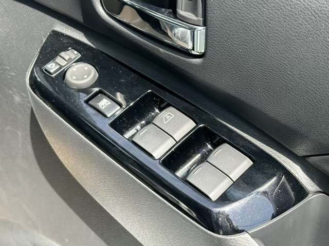 三菱 デリカ　ミニ ６６０ Ｇ プレミアム ４ＷＤ R6年 (東海) 99