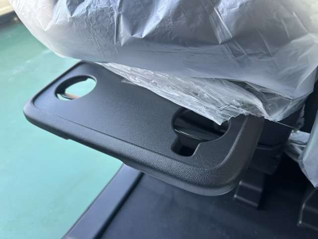 三菱 デリカ　ミニ ６６０ Ｇ プレミアム ４ＷＤ R7年 (東海) 99