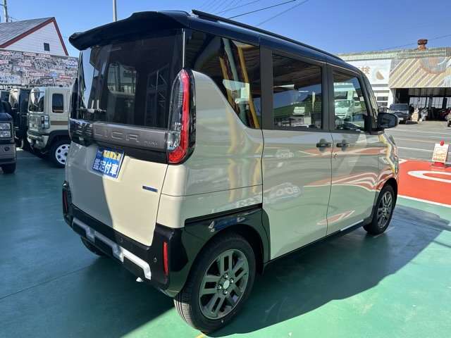 三菱 デリカ　ミニ ６６０ Ｇ プレミアム ４ＷＤ R7年 (東海) 99