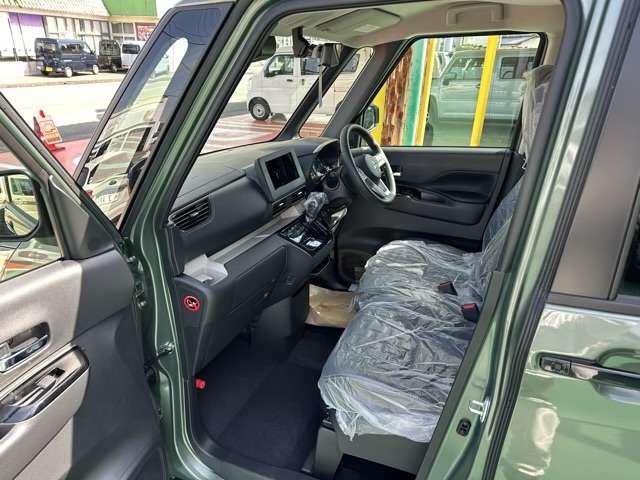 三菱 デリカ　ミニ ６６０ Ｇ プレミアム ４ＷＤ R6年 (東海) 99