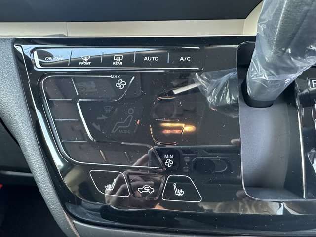 三菱 デリカ　ミニ ６６０ Ｇ プレミアム ４ＷＤ R6年 (東海) 99