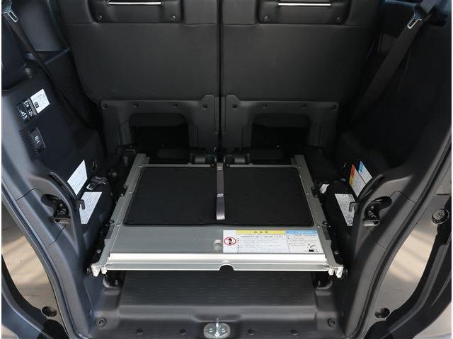 ホンダ Ｎ　ＢＯＸ カスタム ６６０ スロープ R6年 (東海) 99