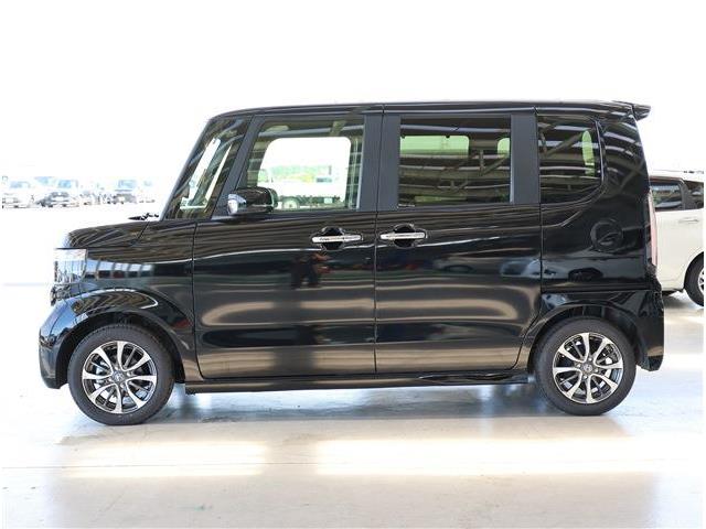 ホンダ Ｎ　ＢＯＸ カスタム ６６０ スロープ R6年 (東海) 99